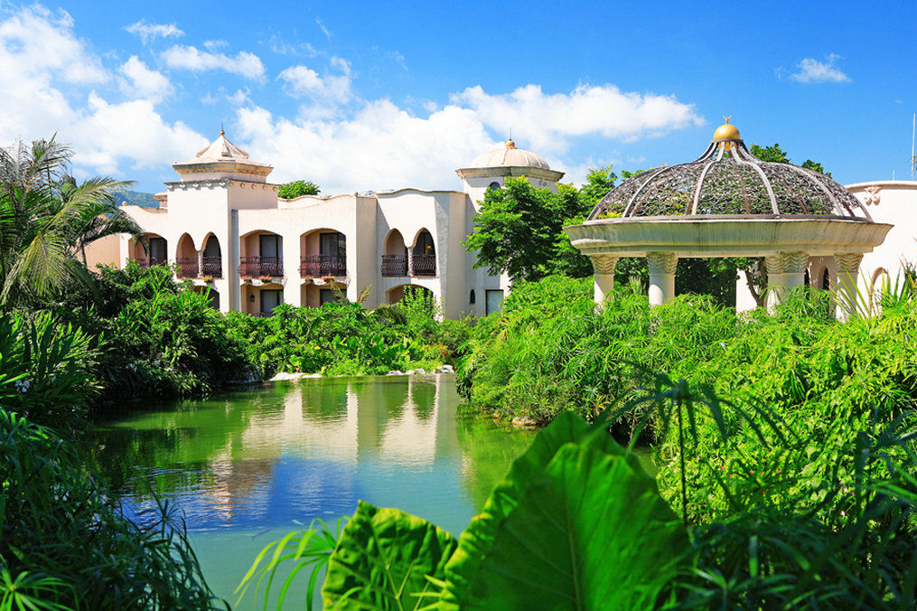 Promisedland Resort & Lagoon Shoufeng Exterior foto The Royal Garden Villas